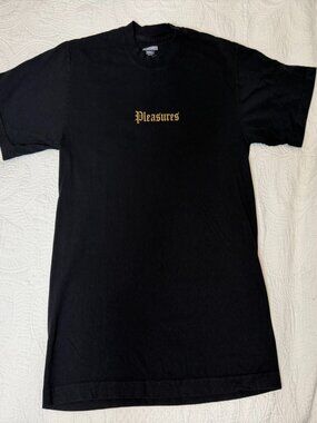 Pleasures x Fortnite T-Shirt Small Black Gold Logo Epic Games 2024 Streetwear
